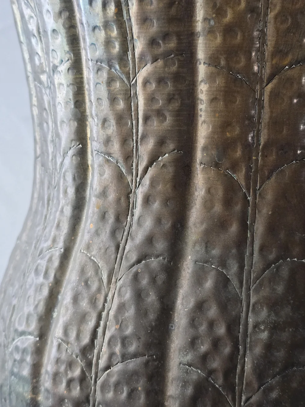 Vintage Hammered Brass Footed Planter Scalloped Leaf Cachepot Vase